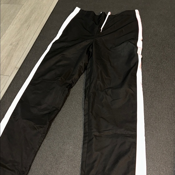 Lady foot locker Black and Pink Track Pants size large - Picture 2 of 9